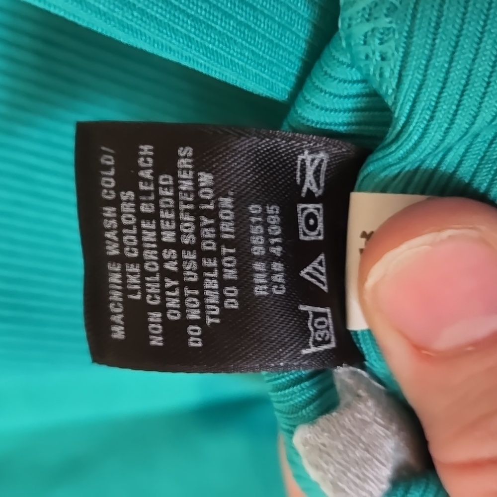 Under Armour Tank Top, YXXL, Fitted, Heat Gear, Teal, Blue, Green, Poly Blend - Picture 5 of 11
